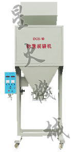 玉米顆粒灌裝機(jī)實(shí)物圖